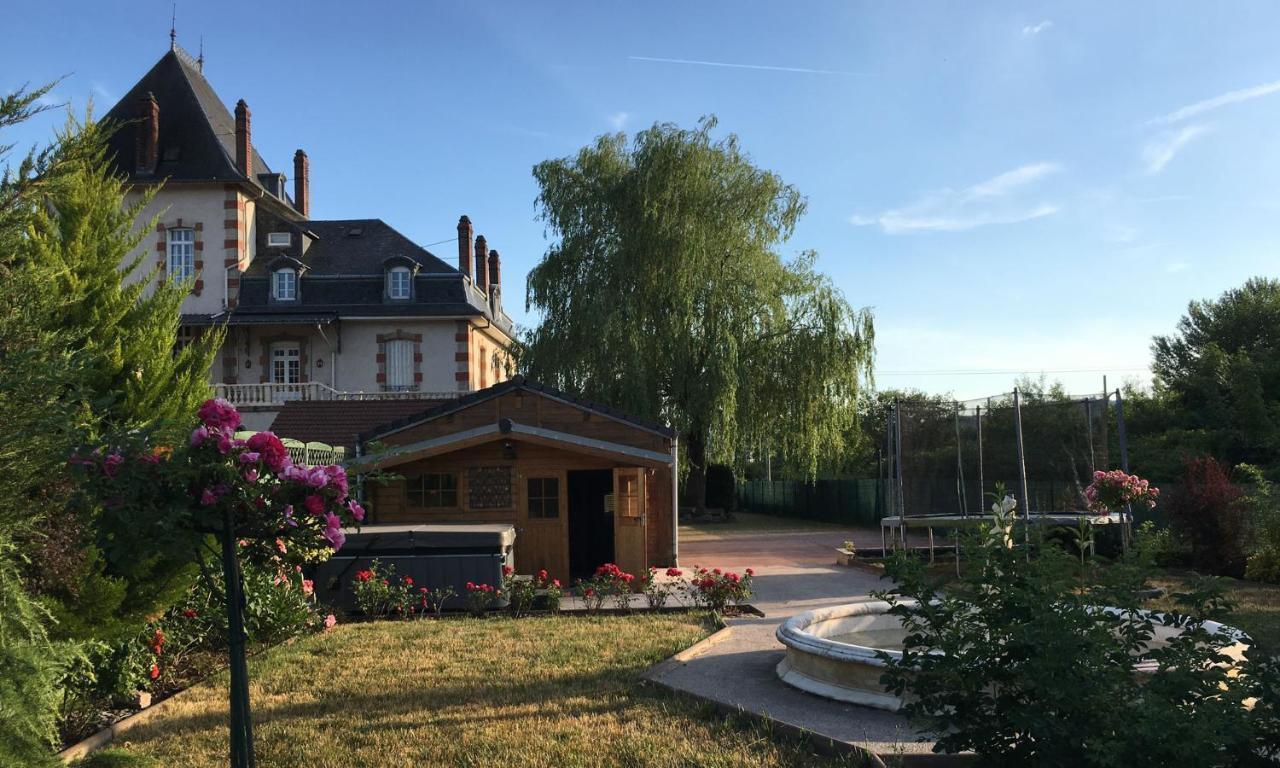 Gite Logis Des Fontaines Raon-l'Etape Exterior photo
